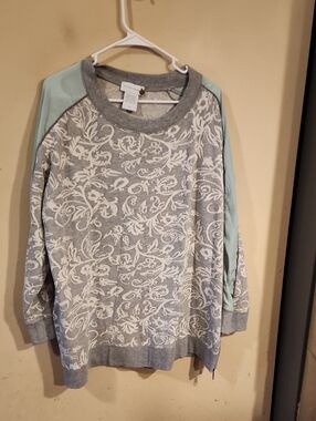 Soft Surroundings Gray Floral Crewneck with Mint Sleeve Panels